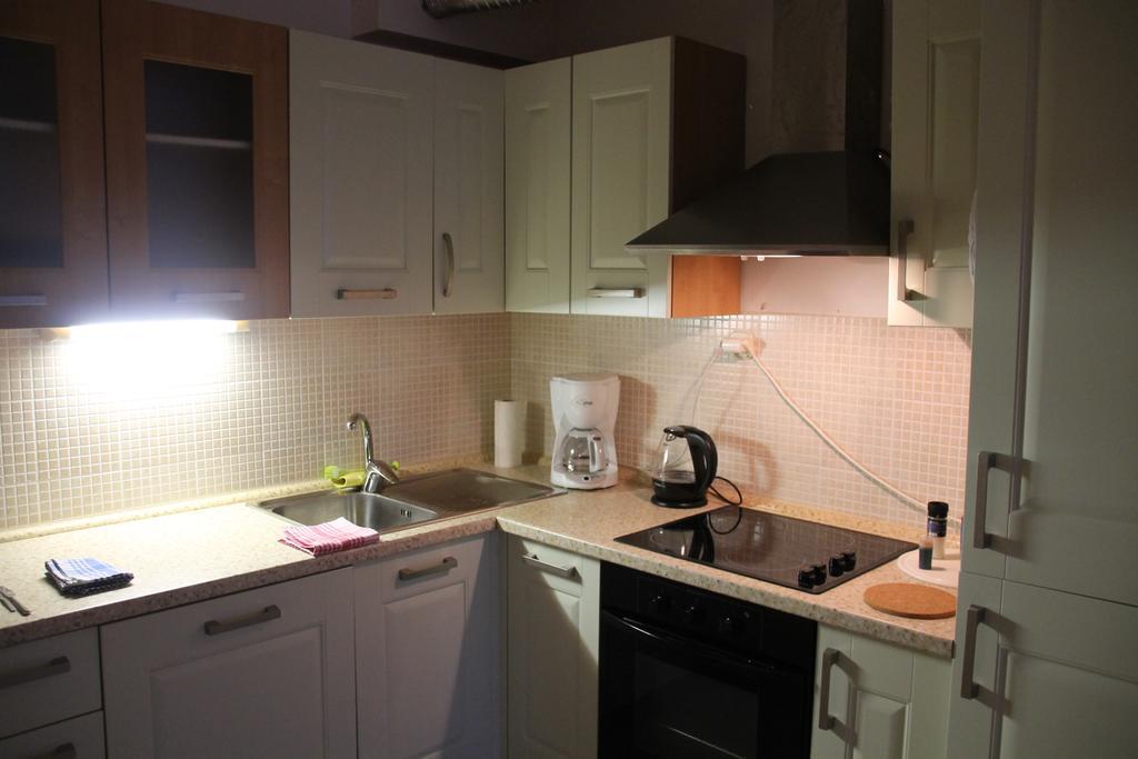 Apartment Diwa Brela Esterno foto